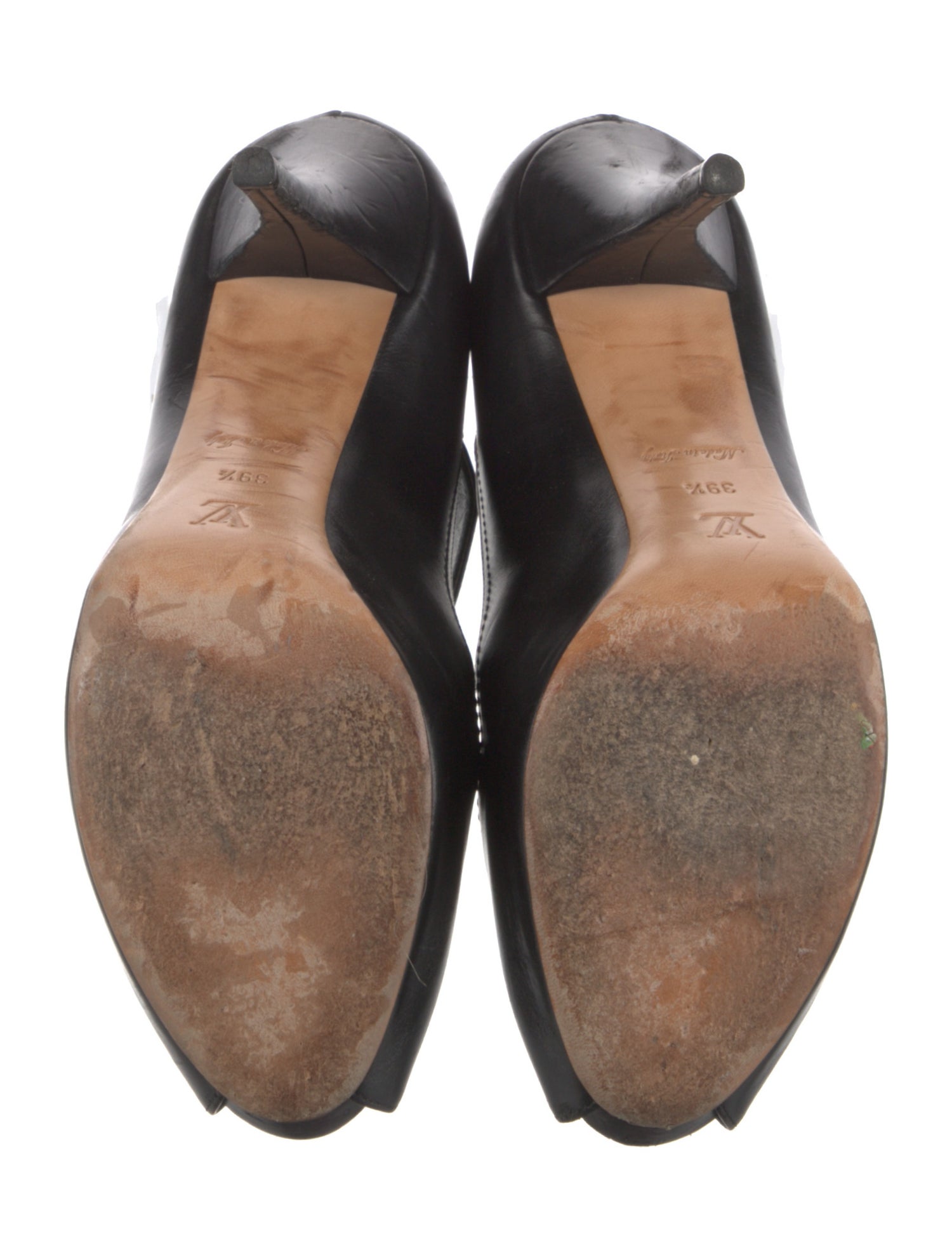 Louis Vuitton Leather Pumps